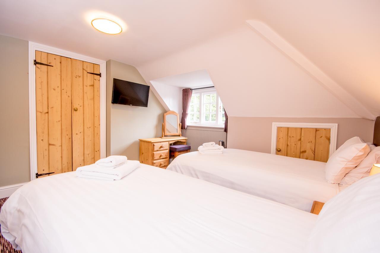 The Burley Inn Extérieur photo